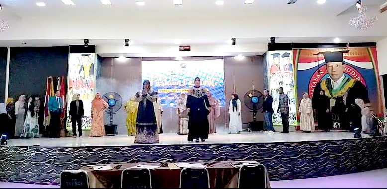 Mahasiswa Universitas Andi Sudirman saat mengikuti Ramadan Fashion Festival yang mengangkat tema, “T
